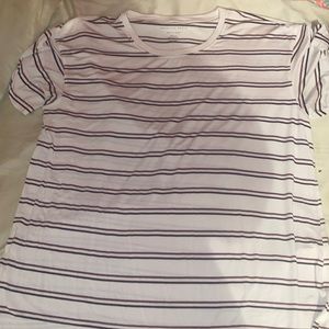 American Eagle Soft & Sexy Tee Size Medium